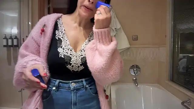 Ofcourseoneday online show from November 11, 2025, 10:04 am