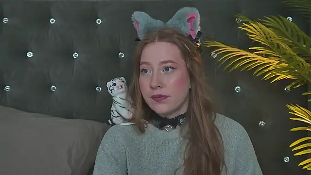 MiaEuphoria  online show from March 27, 2026, 3:01 am