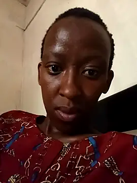 RFeltomWhitJ online show from October 28, 2025, 8:29 am