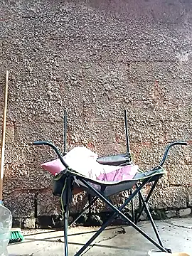 RFeltomWhitJ online show from December 20, 2025, 3:30 pm