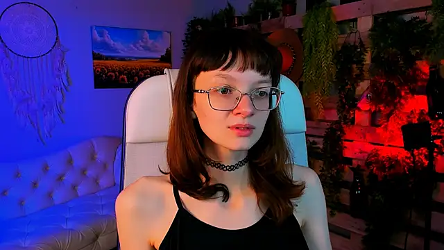 Snapshot of MollyJiggles chatting on September 19, 2025, 12:17 pm MollyJiggles online show from September 19, 2025, 12:17 pm