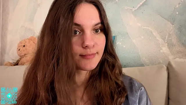 chloemilka online show from May 8, 2026, 5:18 pm