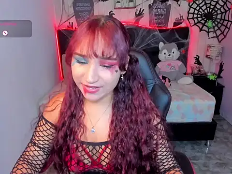 Snapshot of salome_rojas_ chatting on October 15, 2025, 2:50 pm salome rojas  online show from October 15, 2025, 2:50 pm