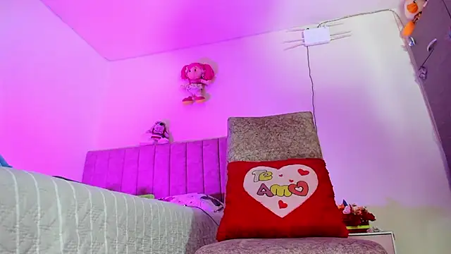 hot Dariana pantyhose online show from July 4, 2026, 1:39 pm
