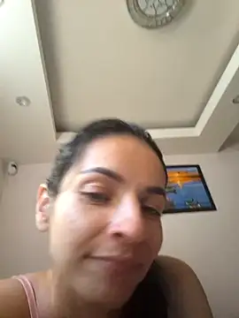 Snapshot of karol_rose chatting on October 10, 2025, 12:04 pm karol rose online show from October 10, 2025, 12:04 pm