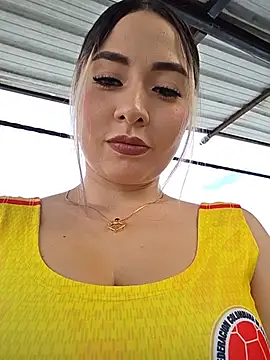 Snapshot of Natasanz chatting on July 3, 2026, 8:37 pm Natasanz online show from July 3, 2026, 8:37 pm