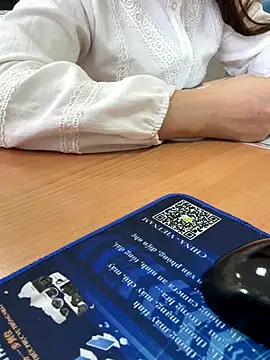 PhuongNhi21 online show from December 19, 2025, 3:24 am