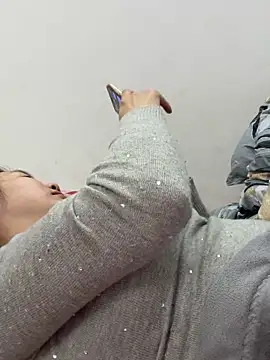 PhuongNhi21 online show from December 19, 2025, 3:30 pm