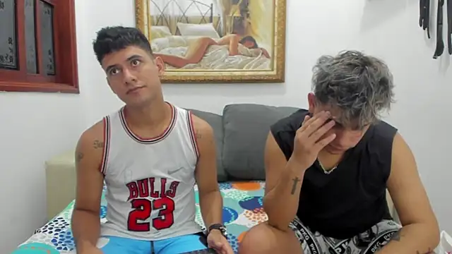 DavilANDkevin2 online show from September 26, 2025, 2:37 am