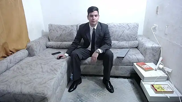 Victor Maitland online show from February 8, 2026, 3:43 am