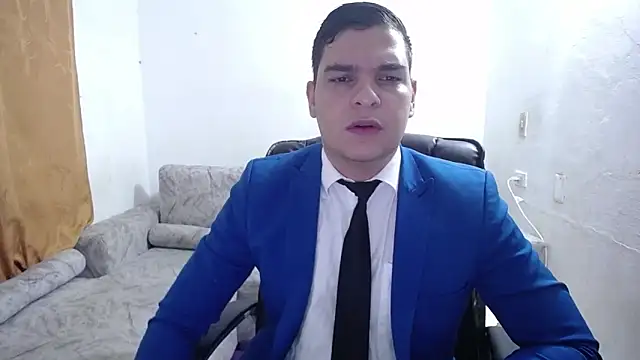 Snapshot of Victor_Maitland chatting on May 21, 2026, 7:10 pm Victor Maitland online show from May 21, 2026, 7:10 pm