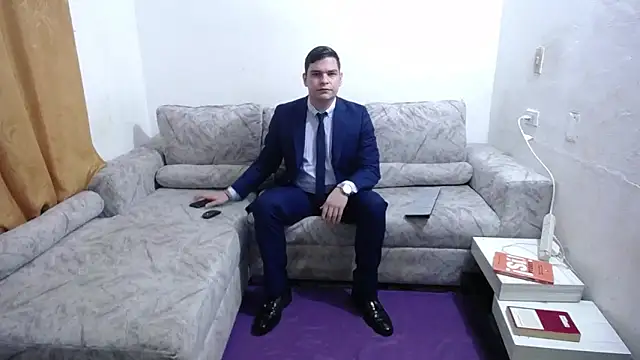Snapshot of Victor_Maitland chatting on June 4, 2026, 3:56 am Victor Maitland online show from June 4, 2026, 3:56 am