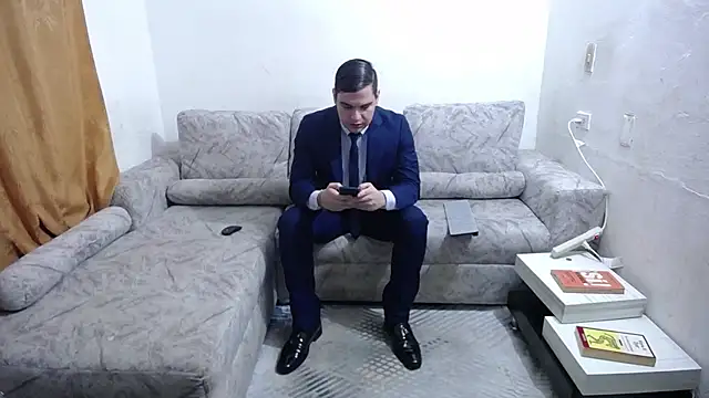 Snapshot of Victor_Maitland chatting on June 10, 2026, 9:03 pm Victor Maitland online show from June 10, 2026, 9:03 pm