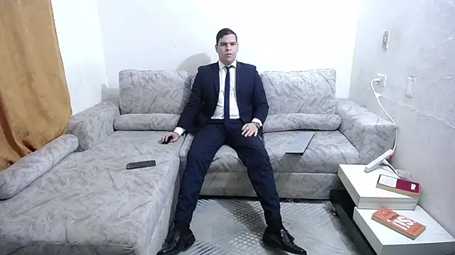 Snapshot of Victor_Maitland chatting on June 21, 2026, 8:22 pm Victor Maitland online show from June 21, 2026, 8:22 pm