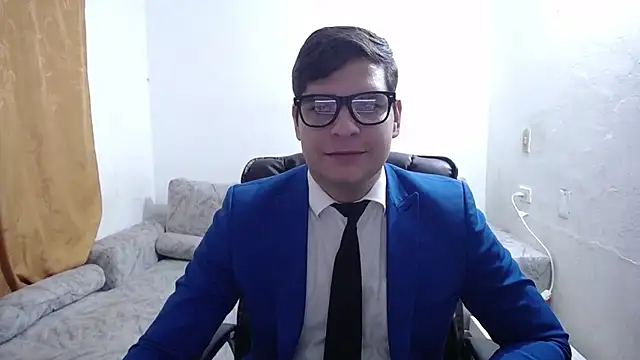 Snapshot of Victor_Maitland chatting on July 7, 2026, 9:08 pm Victor Maitland online show from July 7, 2026, 9:08 pm