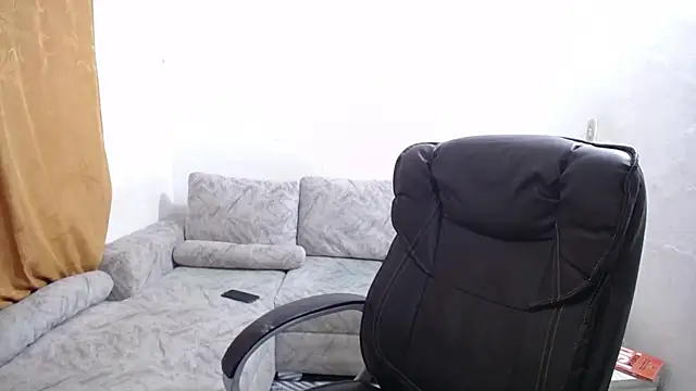 Snapshot of Victor_Maitland chatting on August 5, 2026, 8:00 pm Victor Maitland online show from August 5, 2026, 8:00 pm