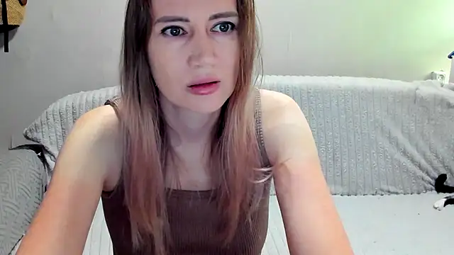 JessFoxxx online show from May 6, 2026, 4:08 am