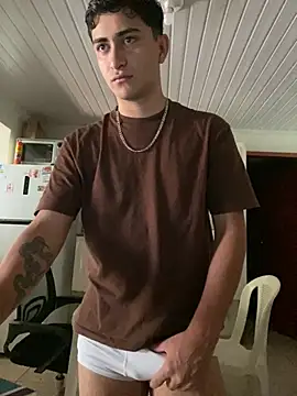 Snapshot of Tavinho067 chatting on February 25, 2026, 2:59 pm Tavinho067 online show from February 25, 2026, 2:59 pm