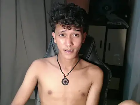 kenbigcockxx online show from October 17, 2025, 11:57 am