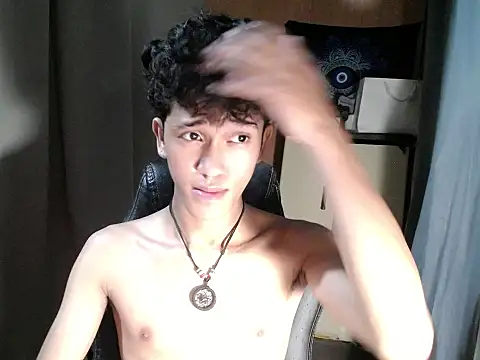 kenbigcockxx online show from October 28, 2025, 3:58 pm