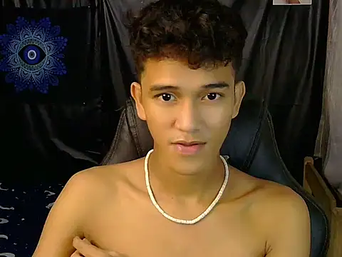 kenbigcockxx online show from February 20, 2026, 1:33 pm