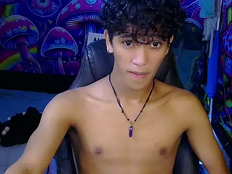 kenbigcockxx online show from June 12, 2026, 1:54 pm