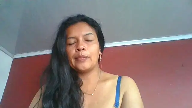 DianaOchoa  online show from June 4, 2026, 12:00 pm