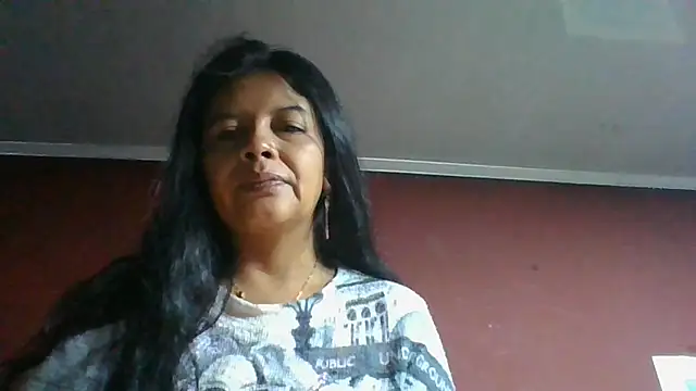 DianaOchoa  online show from June 17, 2026, 10:17 am