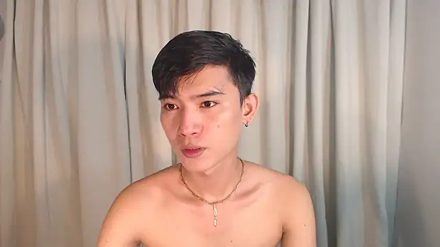 Snapshot of asian_dai chatting on September 24, 2025, 6:39 am asian dai online show from September 24, 2025, 6:39 am