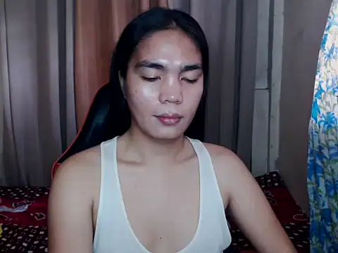 Snapshot of Simple_Martina chatting on September 21, 2025, 1:51 am Simple Martina online show from September 21, 2025, 1:51 am