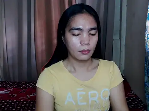 Snapshot of Simple_Martina chatting on September 25, 2025, 3:32 am Simple Martina online show from September 25, 2025, 3:32 am