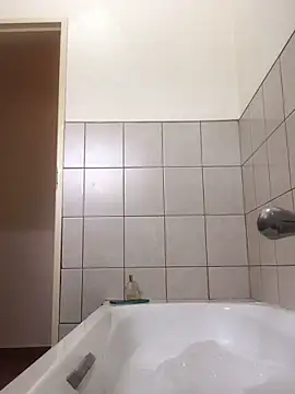 Snapshot of Goddessberry chatting on September 25, 2025, 10:30 am Goddessberry online show from September 25, 2025, 10:30 am