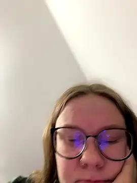  CherryBloom  online show from October 8, 2025, 5:43 pm