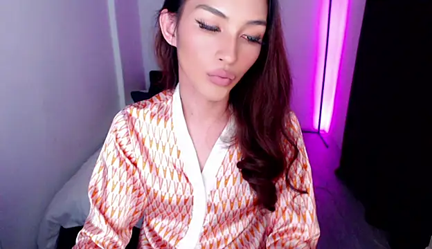 Alicegreenexx online show from April 20, 2026, 8:43 pm