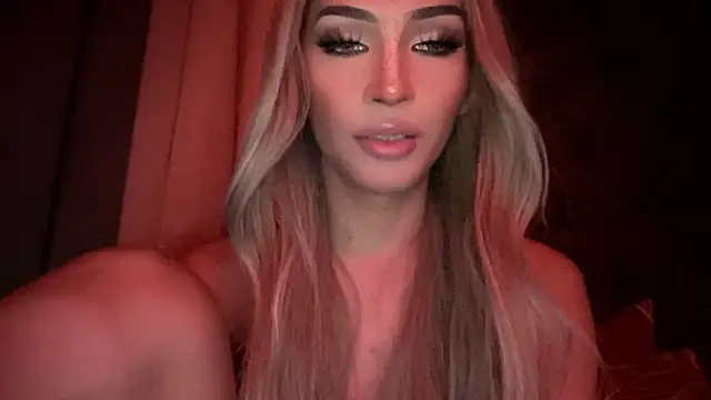 Snapshot of Alicegreenexx chatting on July 16, 2026, 6:41 am Alicegreenexx online show from July 16, 2026, 6:41 am