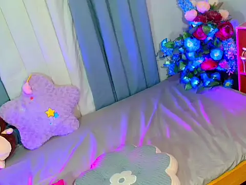 baby kiraxx online show from June 6, 2026, 6:51 am