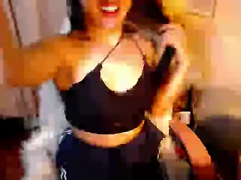 urmidnightcravingsxx online show from May 9, 2026, 8:14 pm