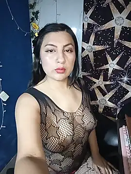 lunna 07 online show from May 15, 2026, 1:40 pm