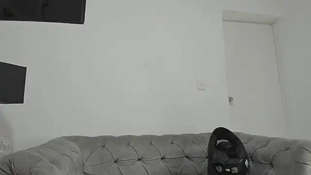 Dimitri Bass online show from September 22, 2025, 6:32 pm