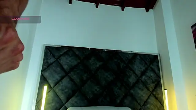 Dimitri Bass online show from December 20, 2025, 7:10 pm