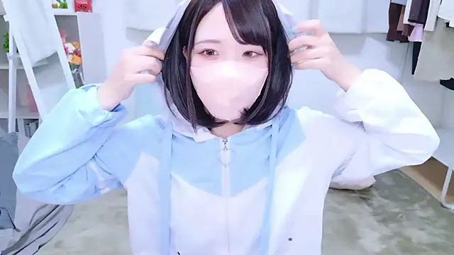 Anzu xx online show from October 7, 2025, 7:33 pm