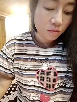 babychill09 online show from September 24, 2025, 11:41 pm