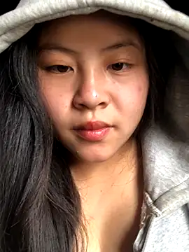 Tiiahpu online show from December 5, 2025, 2:09 am