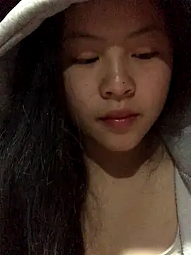 Tiiahpu online show from December 21, 2025, 11:12 pm