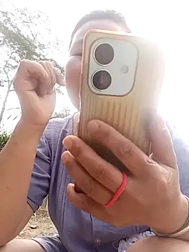 jienrrr online show from May 7, 2026, 1:00 am