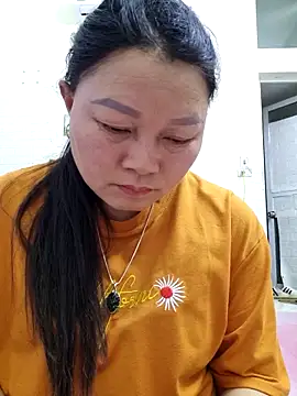 yoowwmr online show from January 19, 2026, 1:15 pm