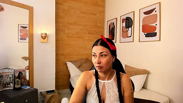 Alexia milf  online show from October 19, 2025, 11:44 am