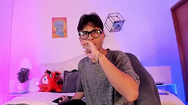 jin luna online show from October 18, 2025, 11:44 am