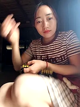 Zhan99999 online show from May 5, 2026, 2:08 am