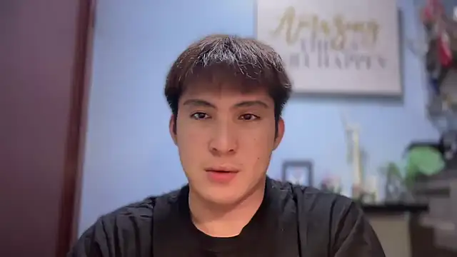 lovely jay online show from September 24, 2025, 4:21 pm